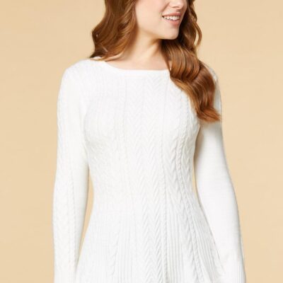 Apparel VERSONA  | A Perfect Knit Top Ivory