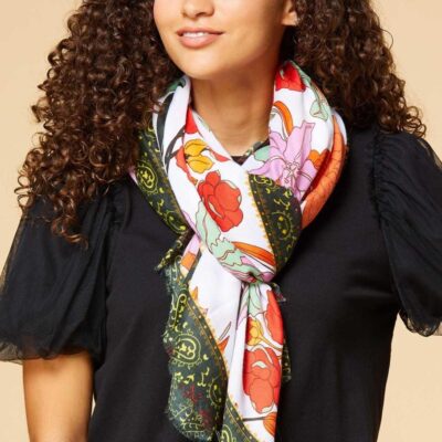 Accessories VERSONA  | Detail Oriented Scarf Black