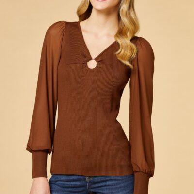 Apparel VERSONA  | Give Me A Ring Top Brown