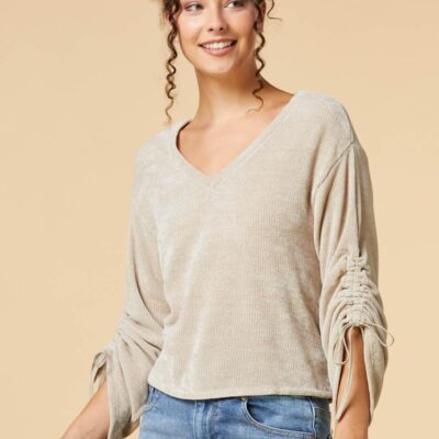 Apparel VERSONA  | Youre A Softie Top Beige